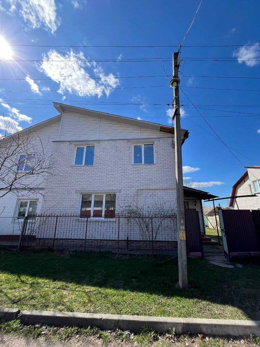 Частина будинку в центрі міста