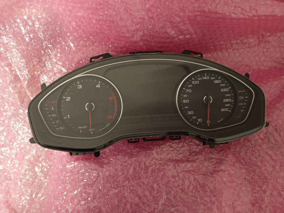 Zegary Licznik AUDI A4 B9 2.0 TDI europa 8W5.920.771B