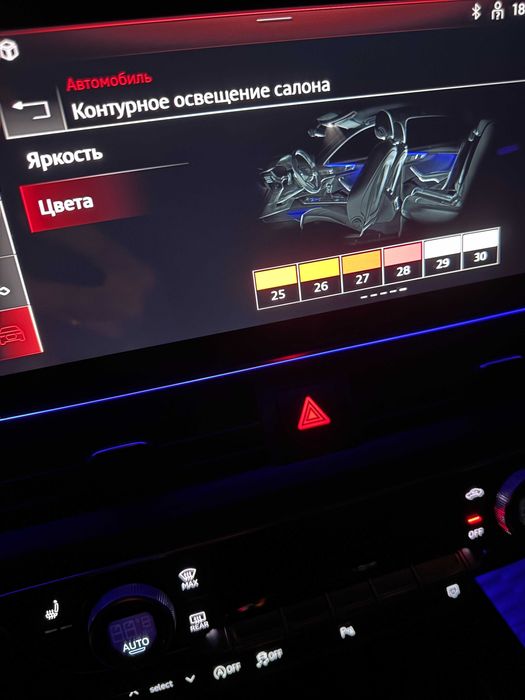 Продаю AUDI A4 B9.5 QUATTRO 2.0TDI (дизель) S-line 2022р, 41.000км