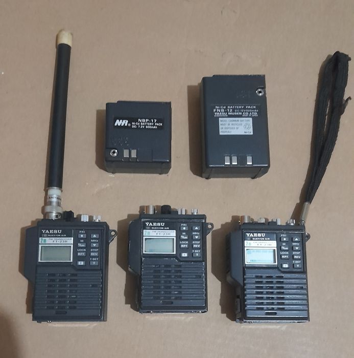 Радіостанція FM Transceiver YAESU FT-23R Японія