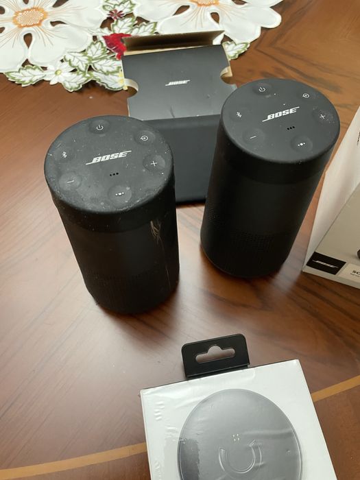 Bose  revolve, Две Колонки, заряд  подстанция bose, зарядный блок bose