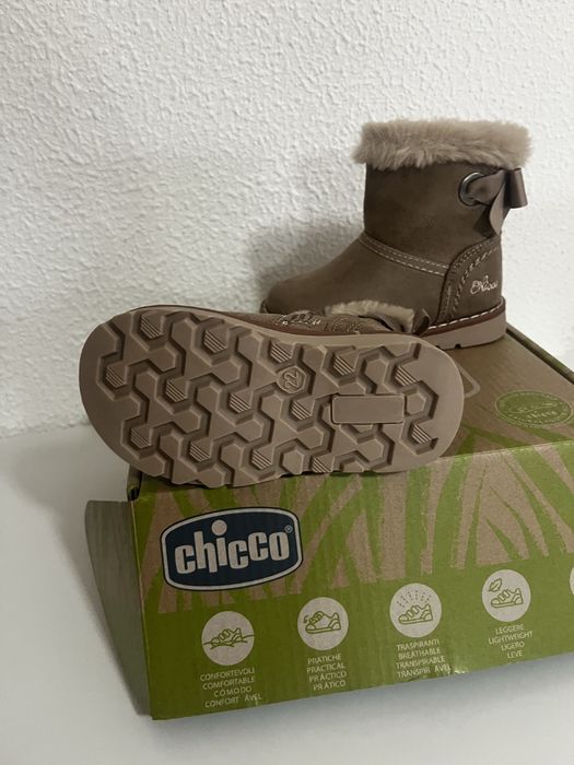 Botas chico novas