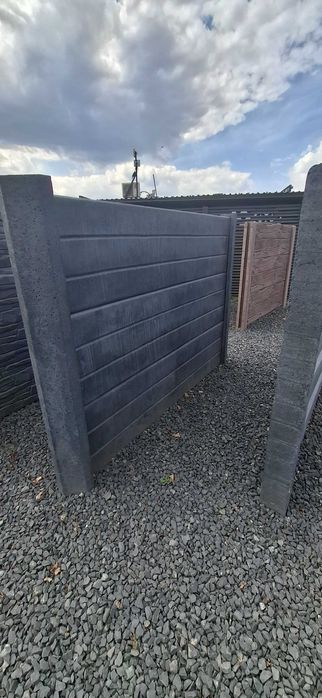 Ogrodzenie betonowe, przęsła, płyty, transport