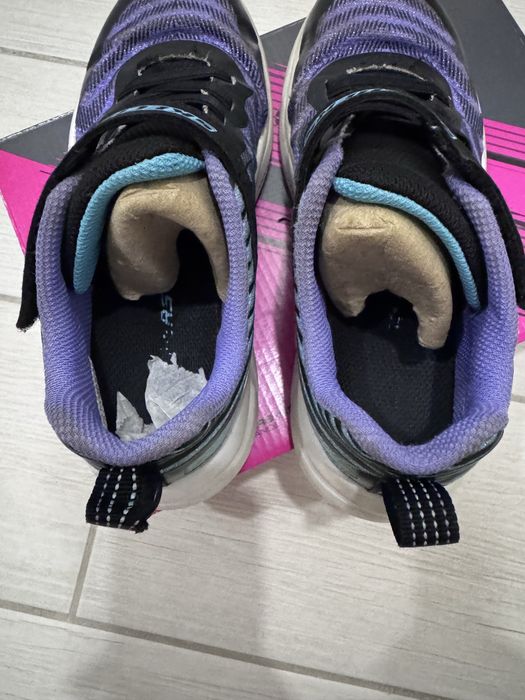 Skechers кросівки 2 розмір 33,5