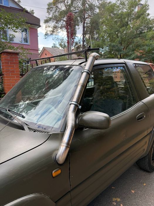 Продам Toyota Rav4
