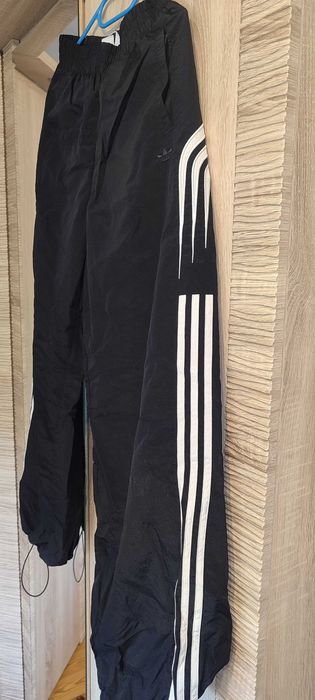 Adidas spodnie XS dziewczęce jak NOWE