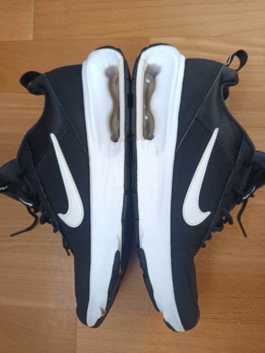 Жіночі кросівки від Nike