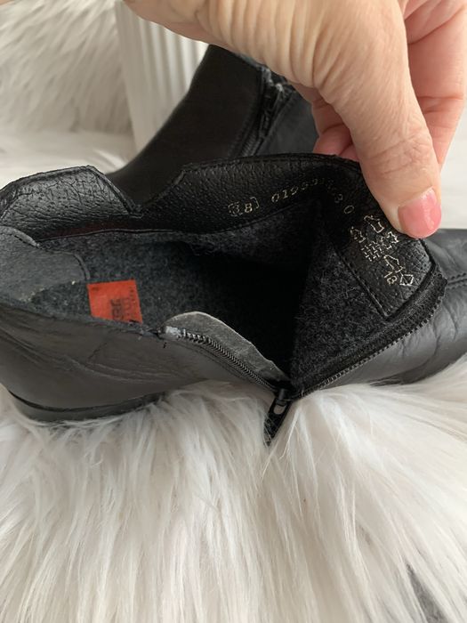 Rieker 38 czarne botki skóra naturalna