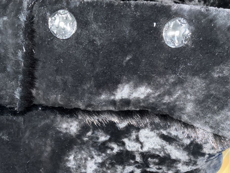 Шуба довга з натурального хутра мутону