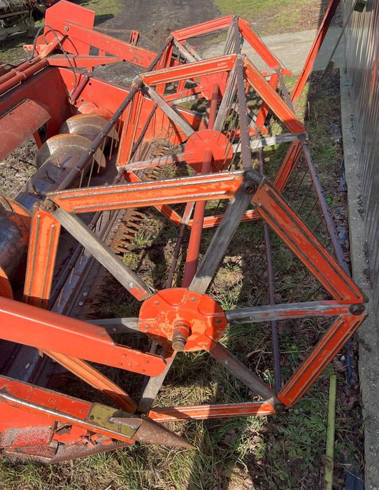 Heder 3 m  rozbiórka na części kombajn  Deutz Fahr 900,980,1002 Inne