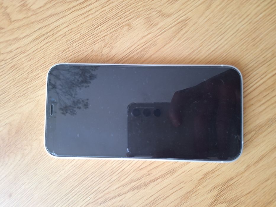 iPhone 12 64GB – stan idealny, bateria 77%, ekstra kabel w zestawie!