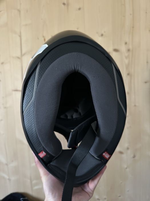 M-ка AGV k6 шолом шлем