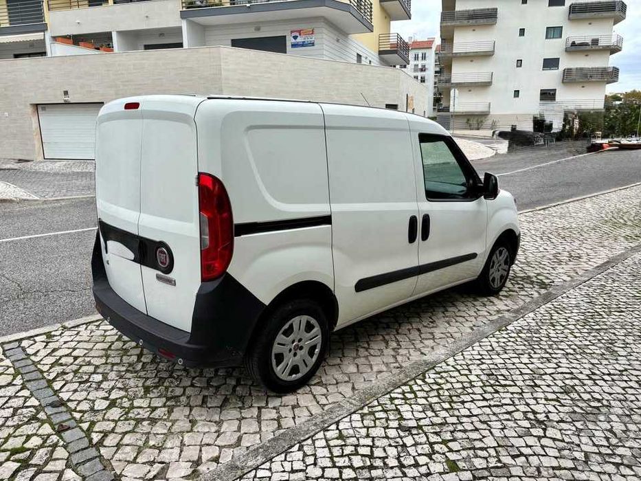 Fiat Doblo 1.3 Multijet 95  3 lugares 2017