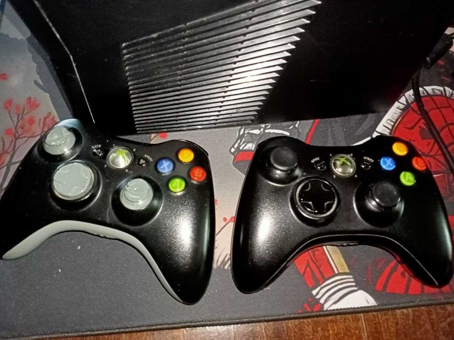 Ігрова приставка Xbox 360 Slim Freeboot  + 2 Геймпади + БЖ