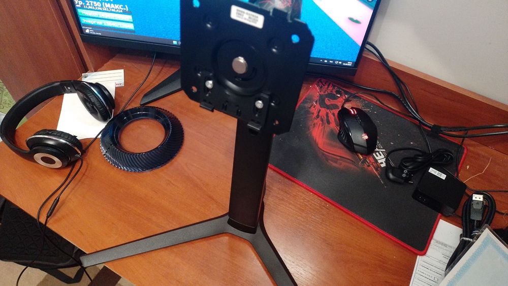 Кронштейн для монітору Samsung Odyssey G5