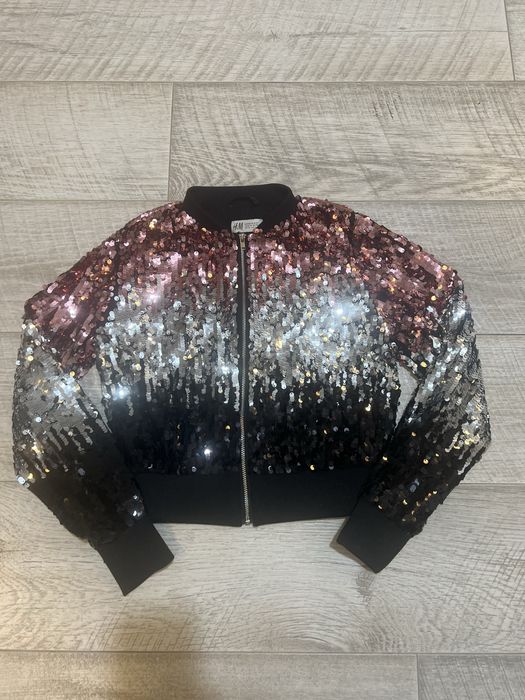 Кофта H&M з паєтками 146 р