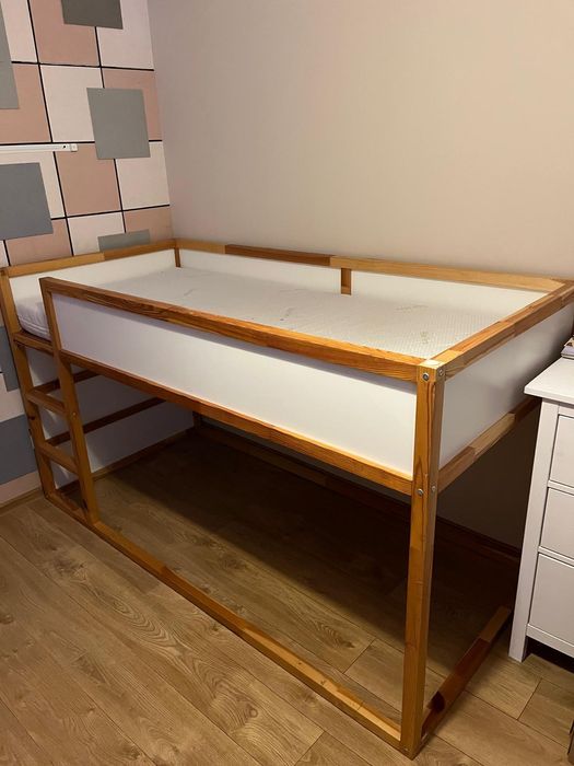 Łóżko piętrowe Ikea