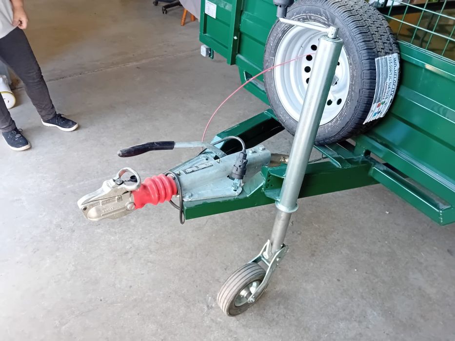 Vendo atrelado sem utilização