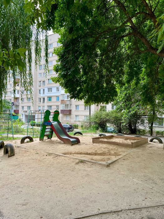 Продам 2-кімнатну квартиру на просп. Відродження у Луцьку!