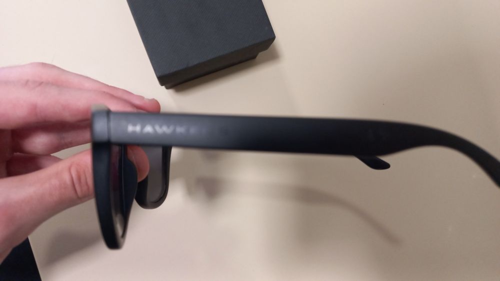 Oculos da Hawkers + 1 de outra marca