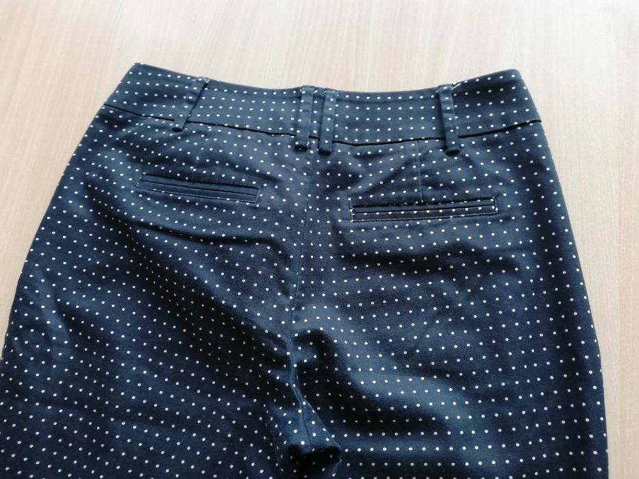 C&A czarne cygaretki w białe grochy /kropki 36