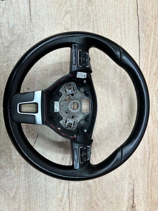 Kierownica Volkswagen Passat B7 Łopatki