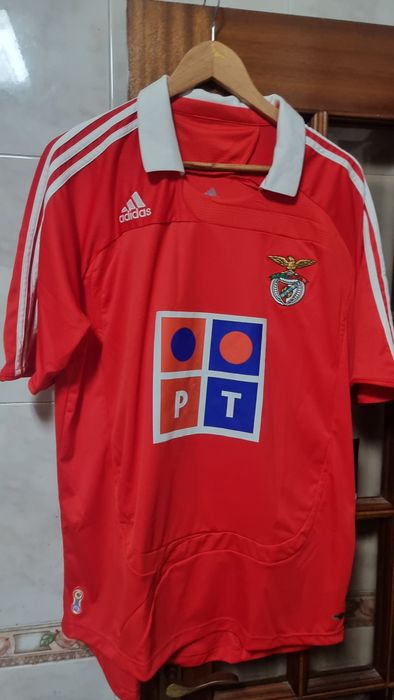Camisola retro do benfica comprada na loja vermelha