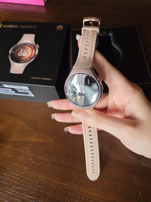 Huawei watch 5 Gold