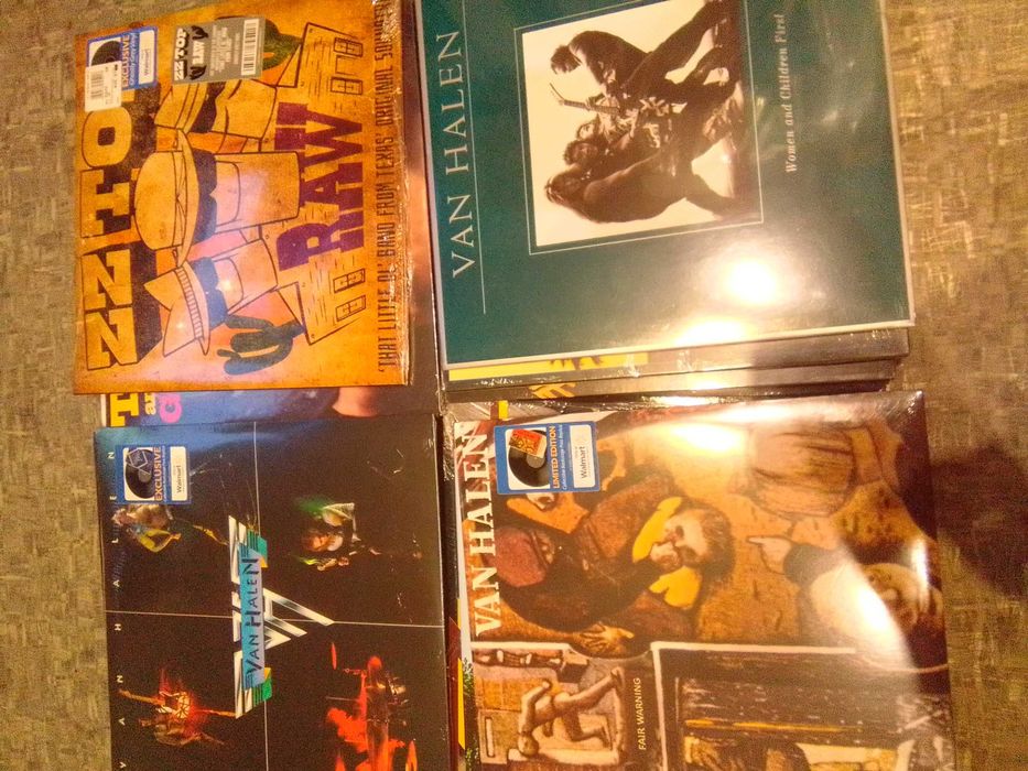 Продам  новые популярные роковые пластинки