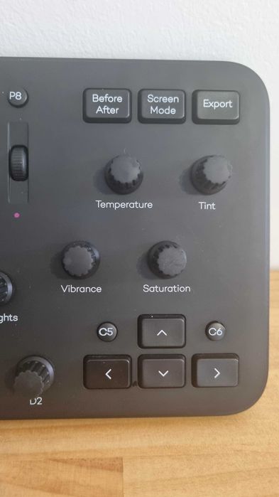Loupedeck+ – Consola de edição para Foto e Vídeo