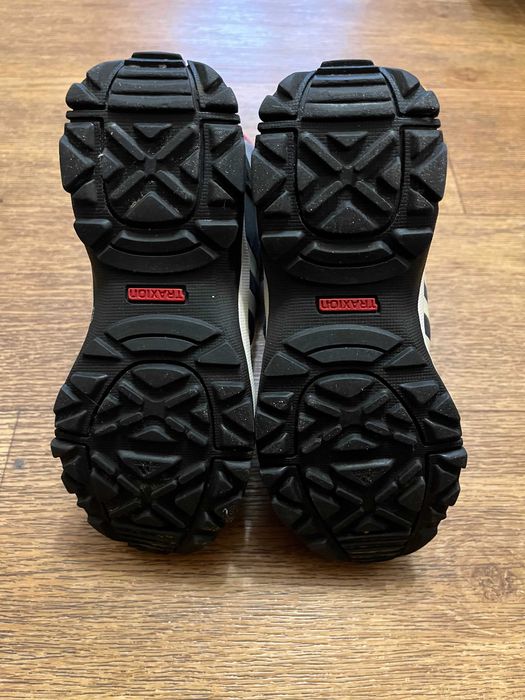 Зимние термо сапоги ботинки Adidas ClimaProof для девочки. 32 размер