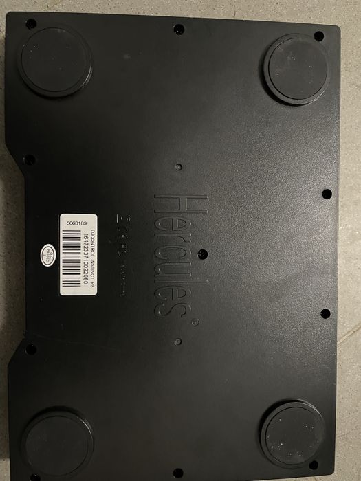 Hercules DJ Control Instinct P8