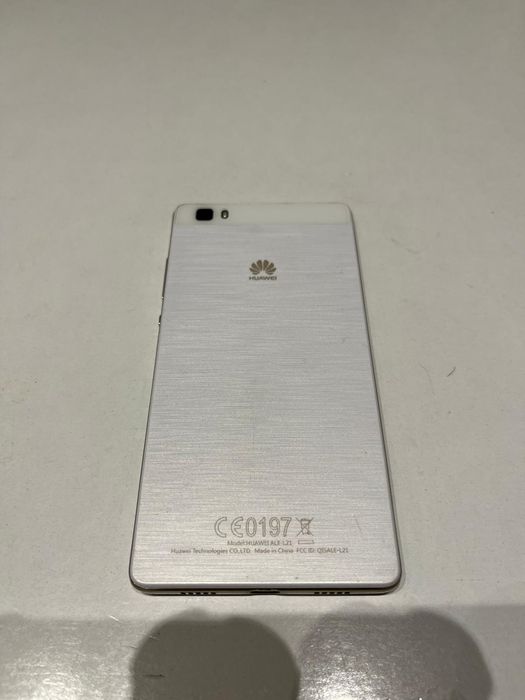 Smartfon Huawei P8 Lite 2/16GB LTE ALE-L21 Czarny |