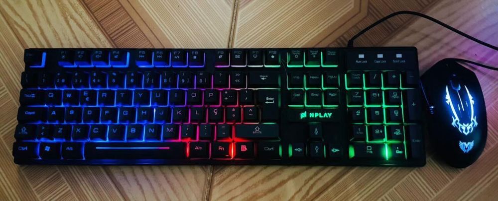 Lenovo IdeaCentre A340-22IWL + Teclado e Rato Gaming RGB