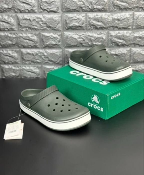 Мужские шлепанцы crocs/удобные кроксы/кроксы много размеров crocs хаки