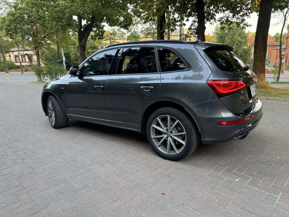 Audi q5 3.0 tfsi Sline