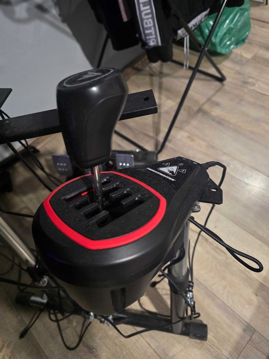 Thrustmaster t248 jak nowa