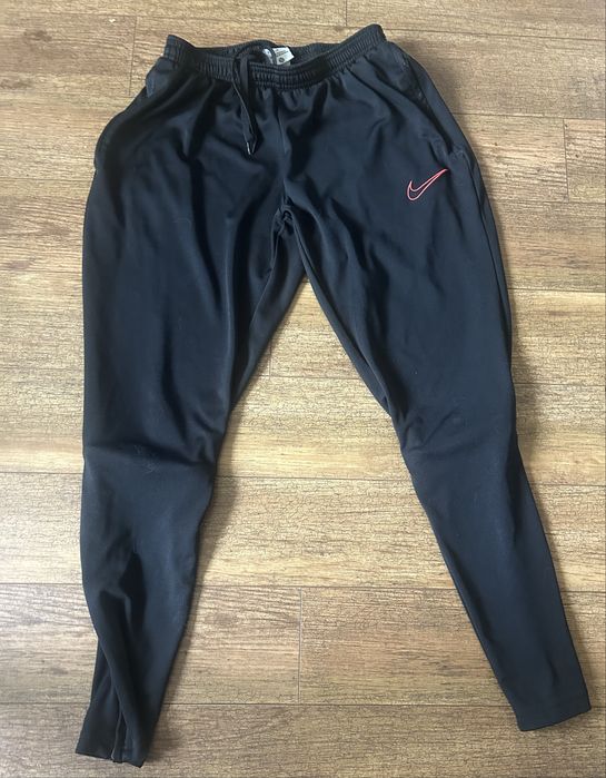 Тренувальні футбольні штани Nike, розмір М