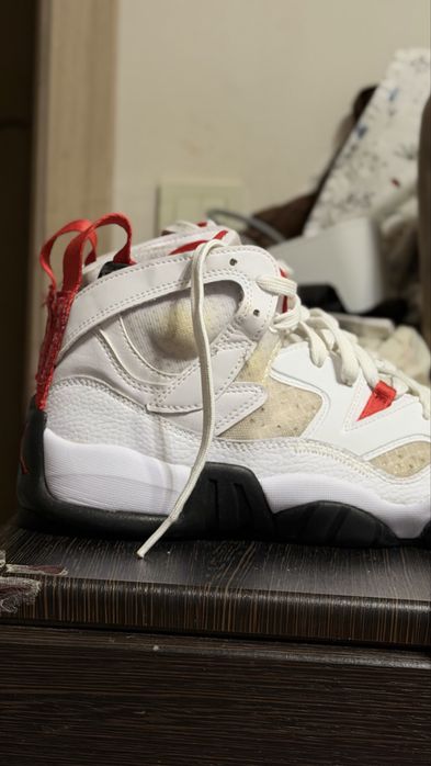 Кросівки Air Jordan