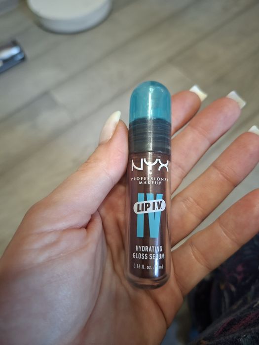 Блиск-тінт nyx новий