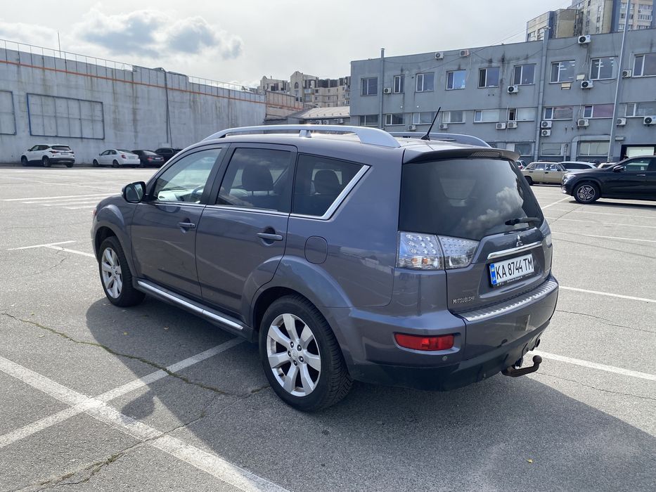Mitsubishi Outlander XL 2010  2.2 diesel 4*4