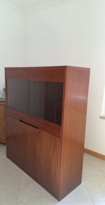 Vendo mobília de sala (estante, móvel tv e garrafeira/louceiro