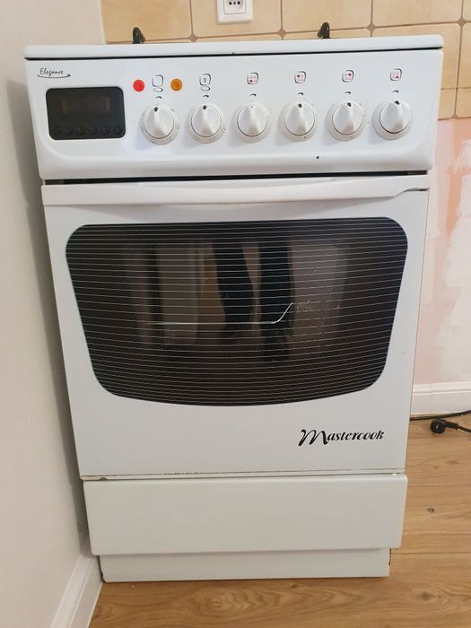 Kuchenka gazowo- elektryczna używana