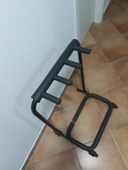 vendo suporte de três guitarras