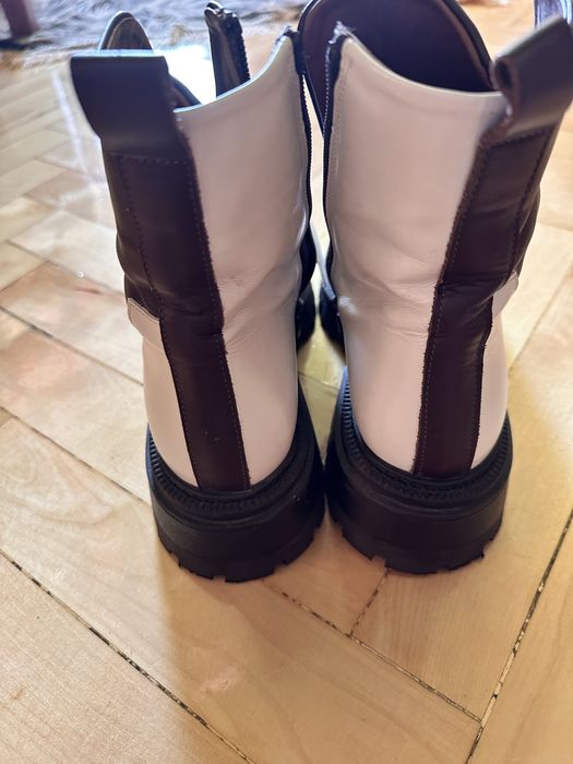 Продам зимове взуття