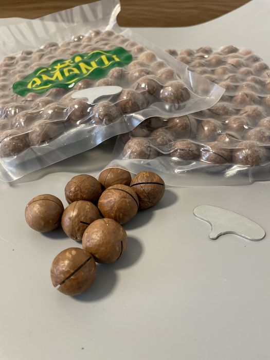 Макадамія горіх сирий в шкаралупі з ключиком. Великий, Аманті