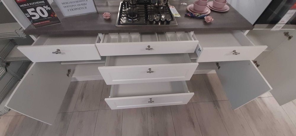 Zestaw Mebli Kuchennych BRW 43 Luvak Avenue, lakier mat WYPRZEDAŻ