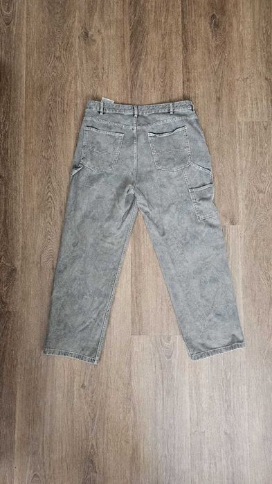 Jeans Zara cinzentos de perna larga 44 homem