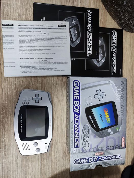 Game Boy advance edição limitada silver Nintendo