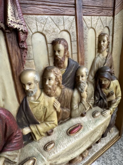 Última Ceia em Marfinite- Alto Relevo